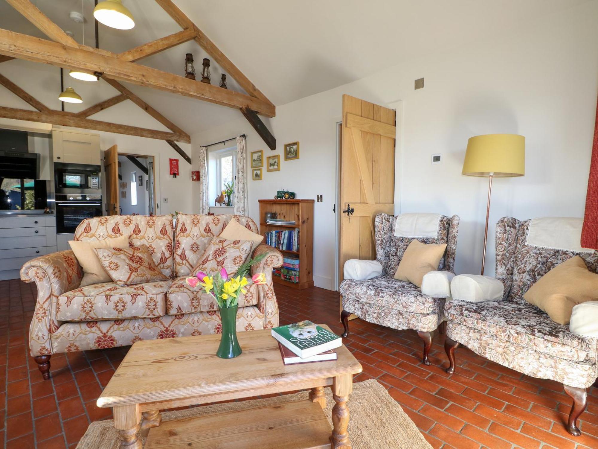 The Cowshed Villa Battle Exterior photo